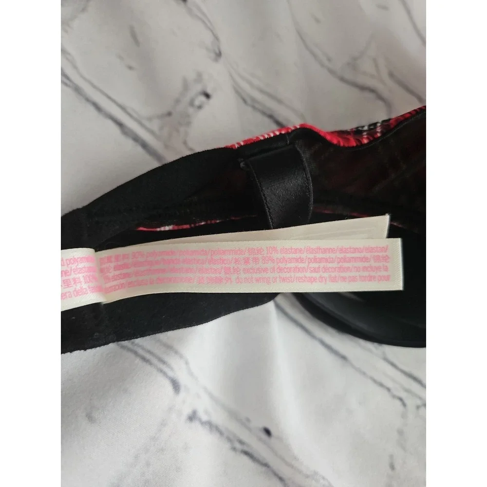 Victorias Secret brand pink